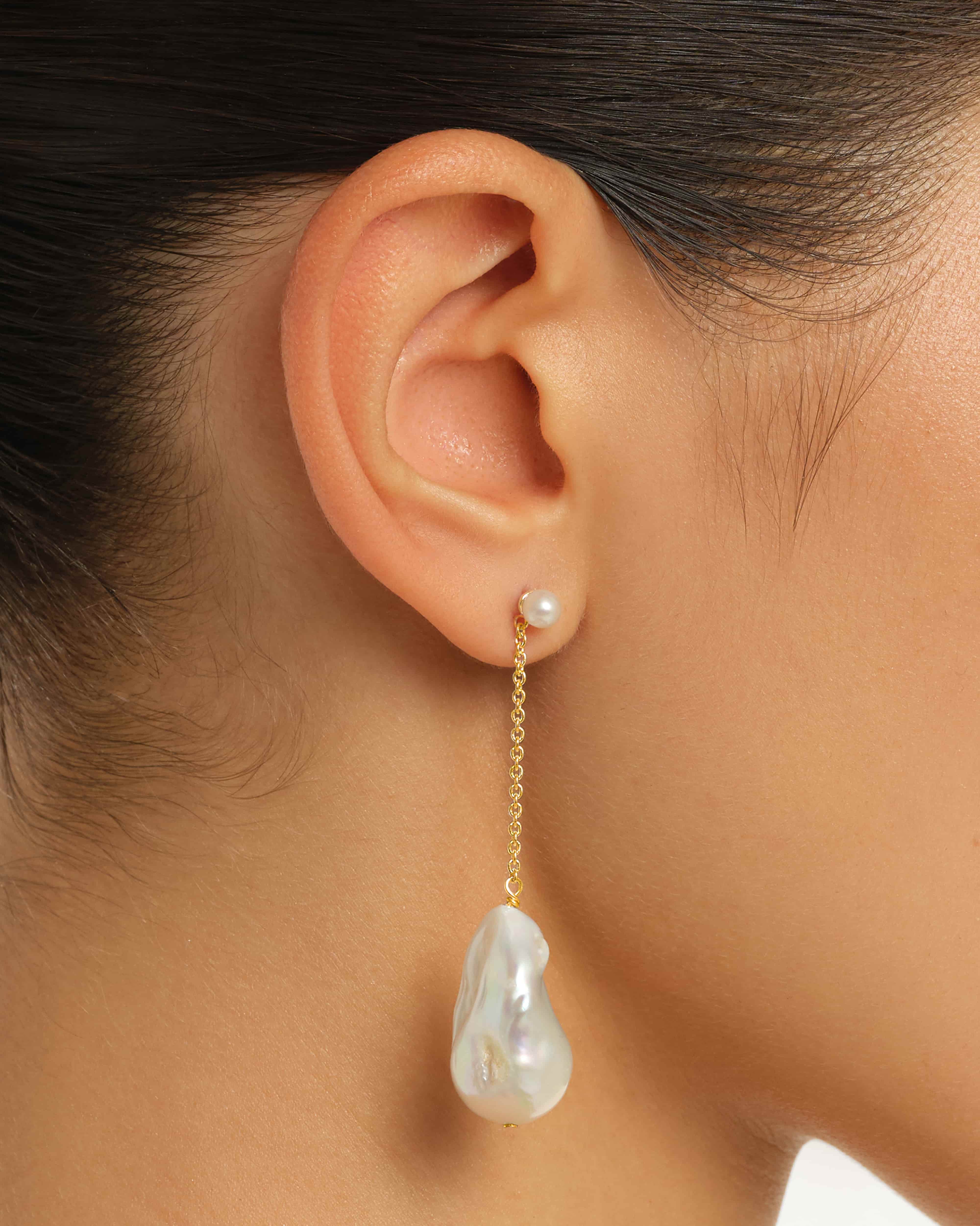 Este Earrings