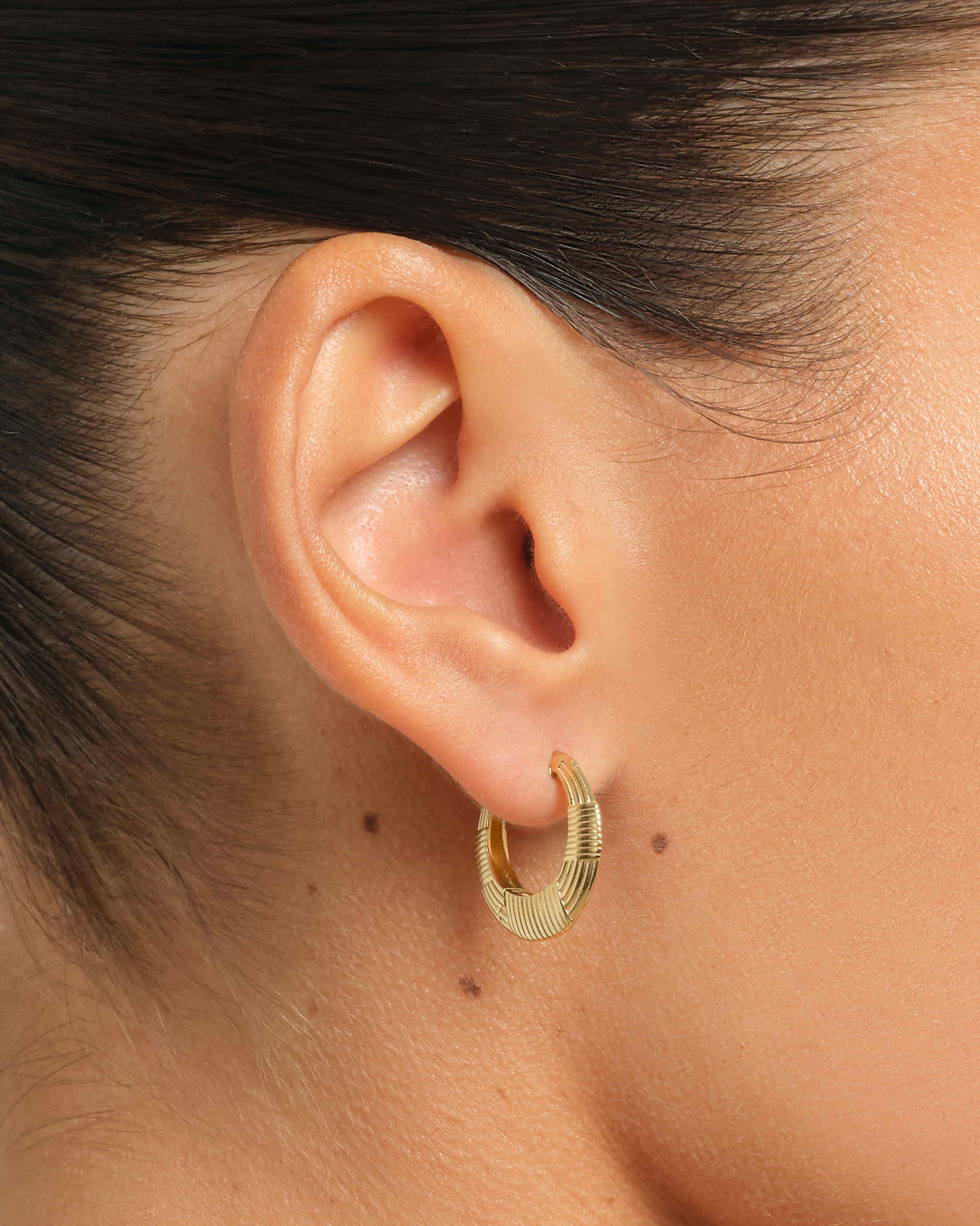Marne Medium Hoops