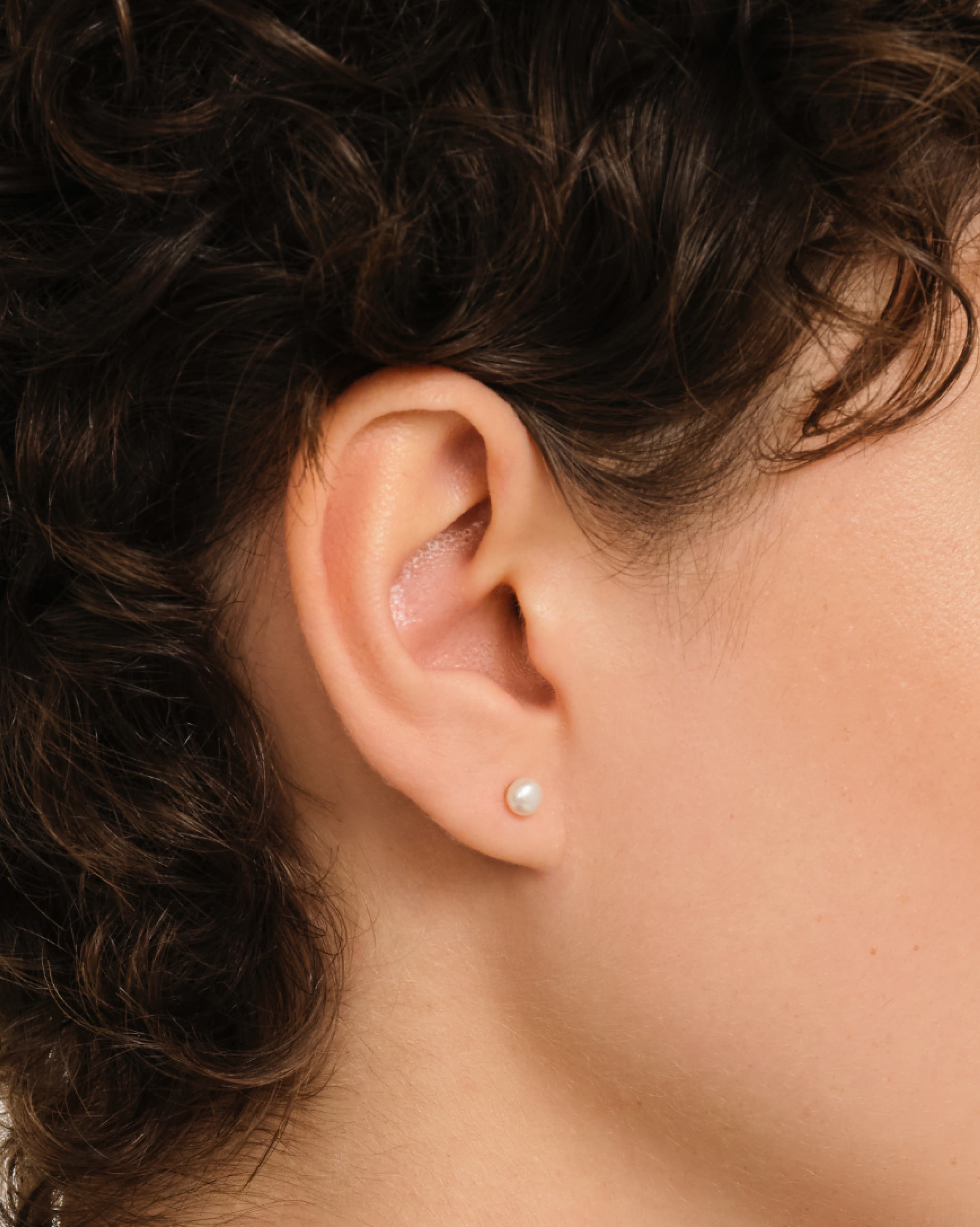 Tahiti 14k Gold Studs