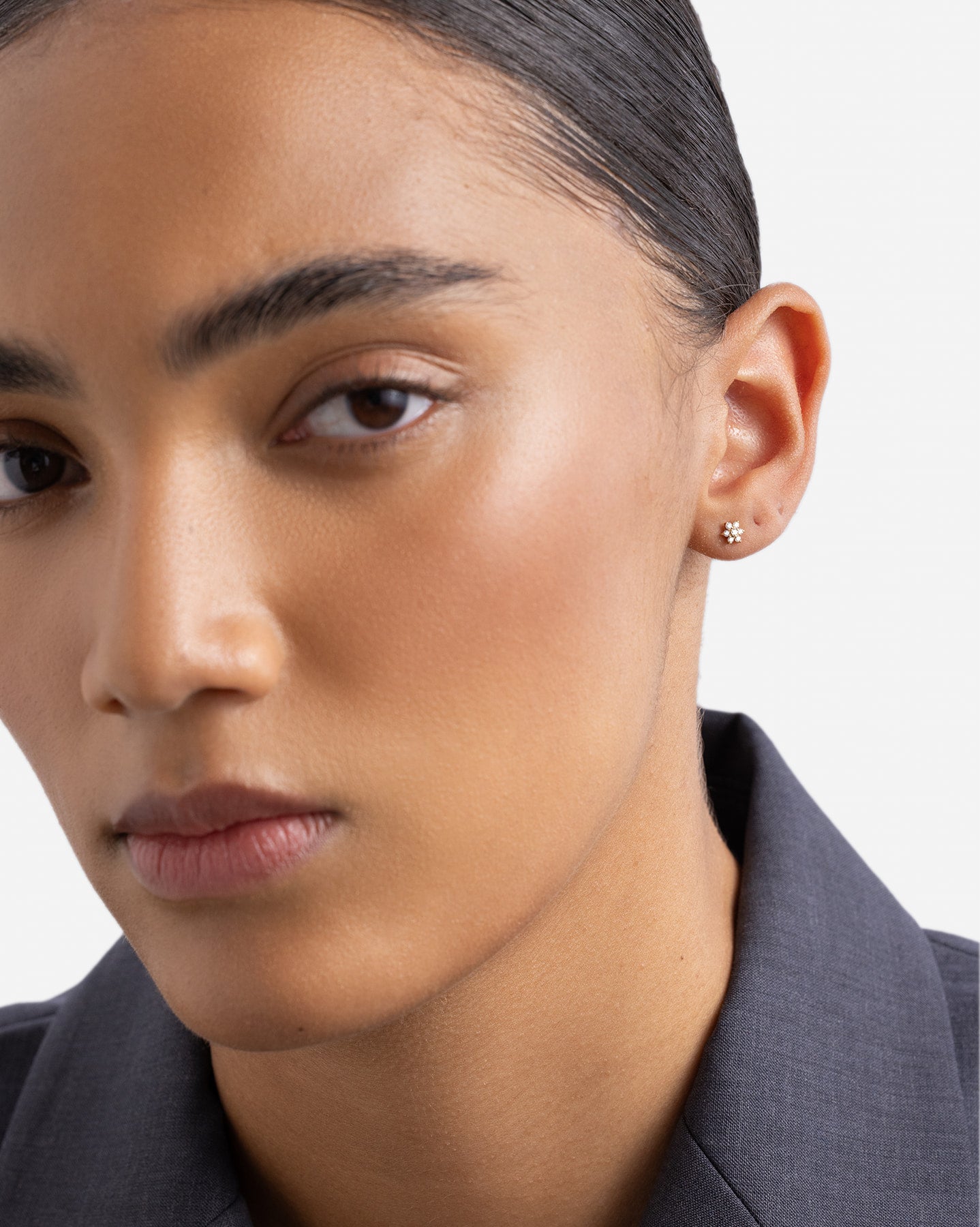 Bellevue Threaded Stud