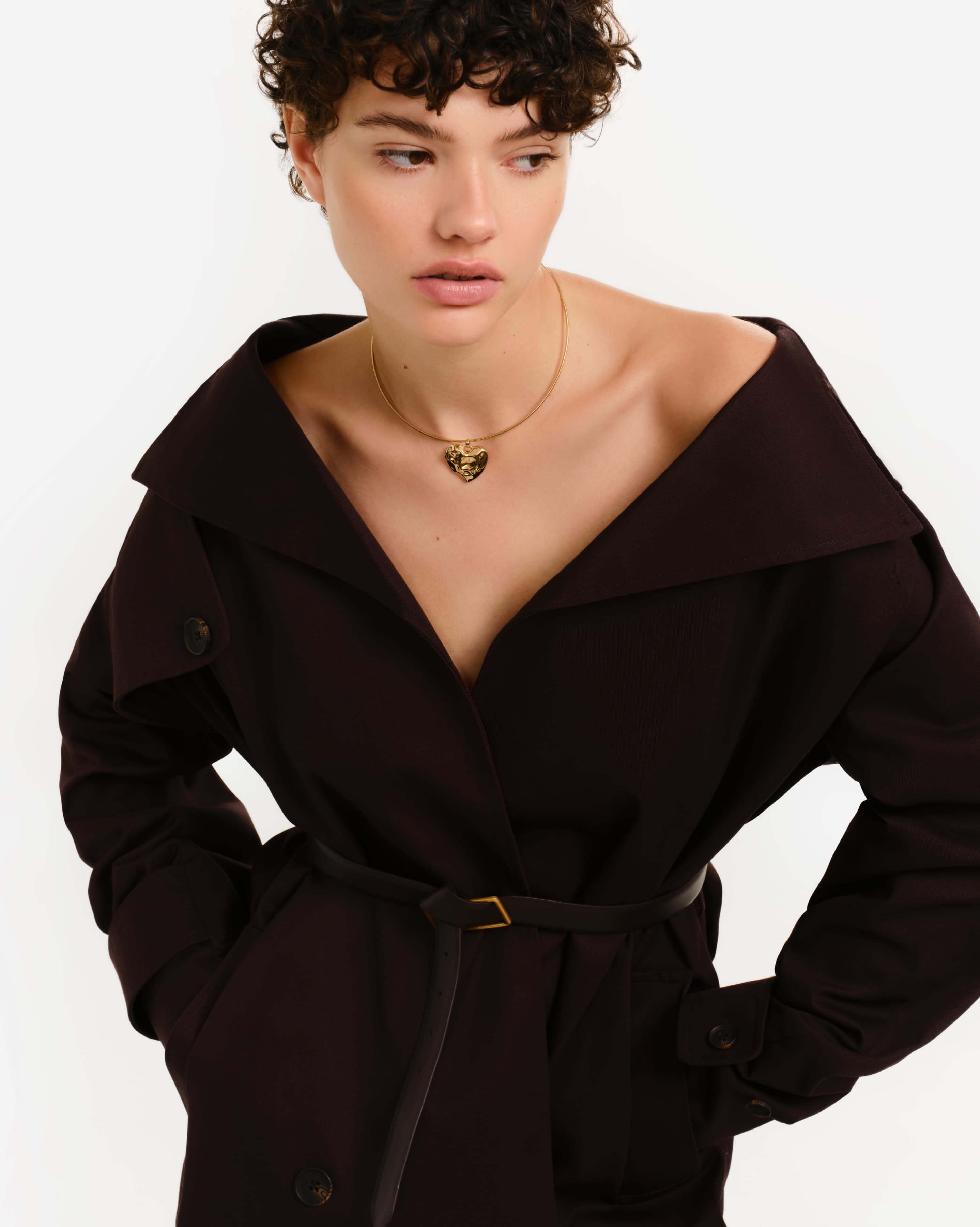 Caresse Choker
