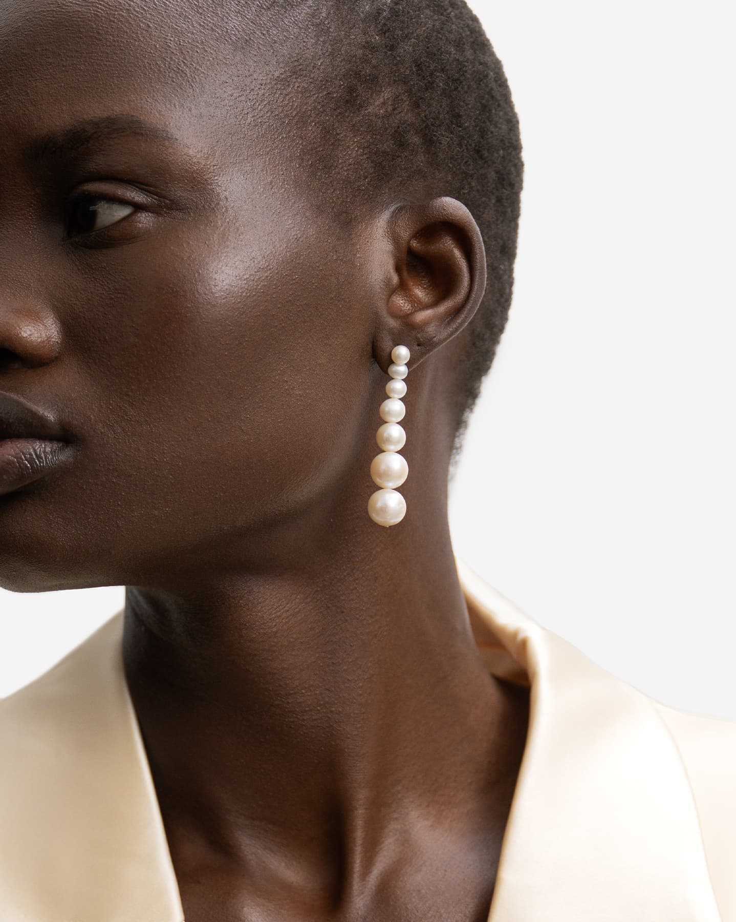 Cassis Earrings