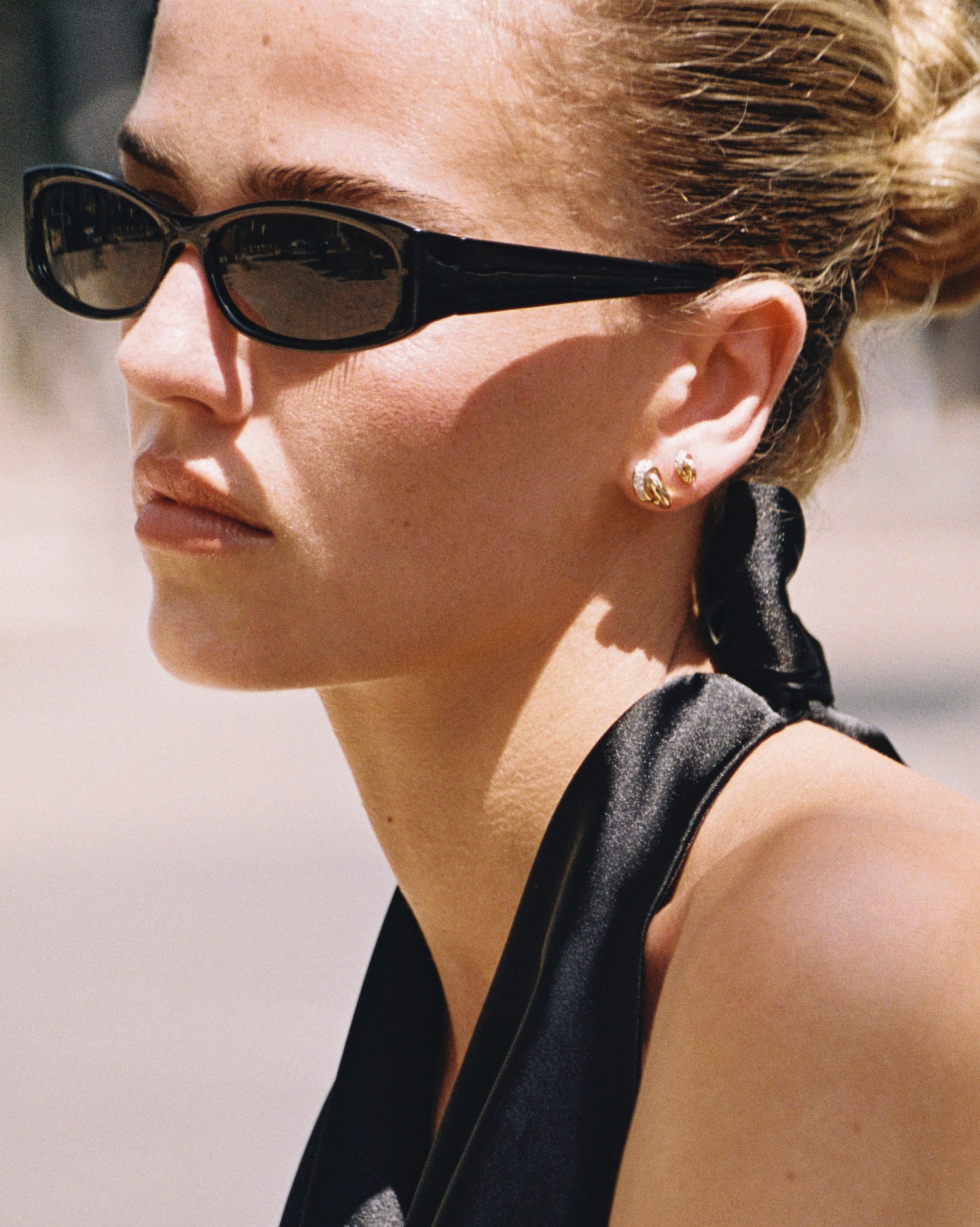 Delphi Medium Studs