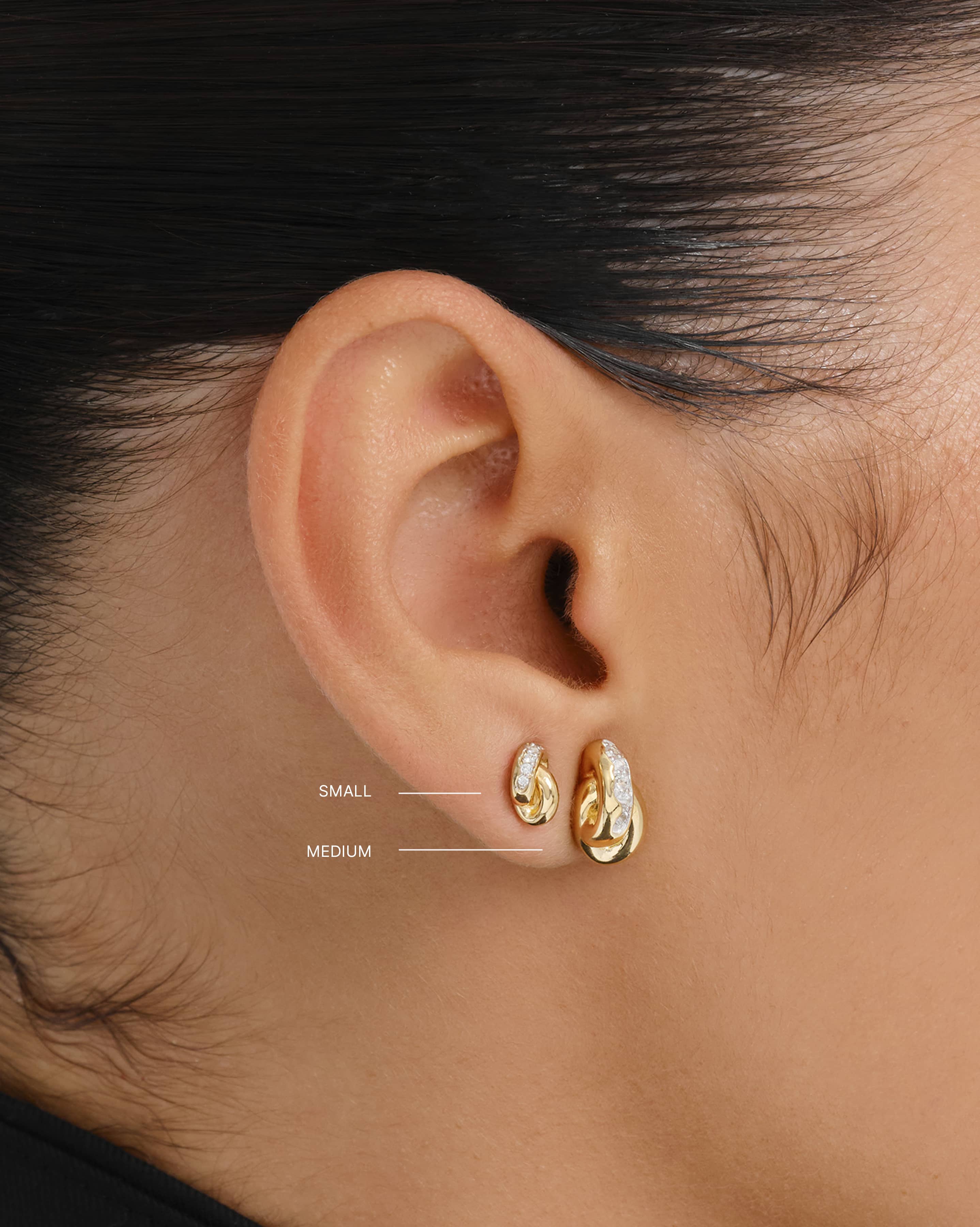 Delphi Medium Studs