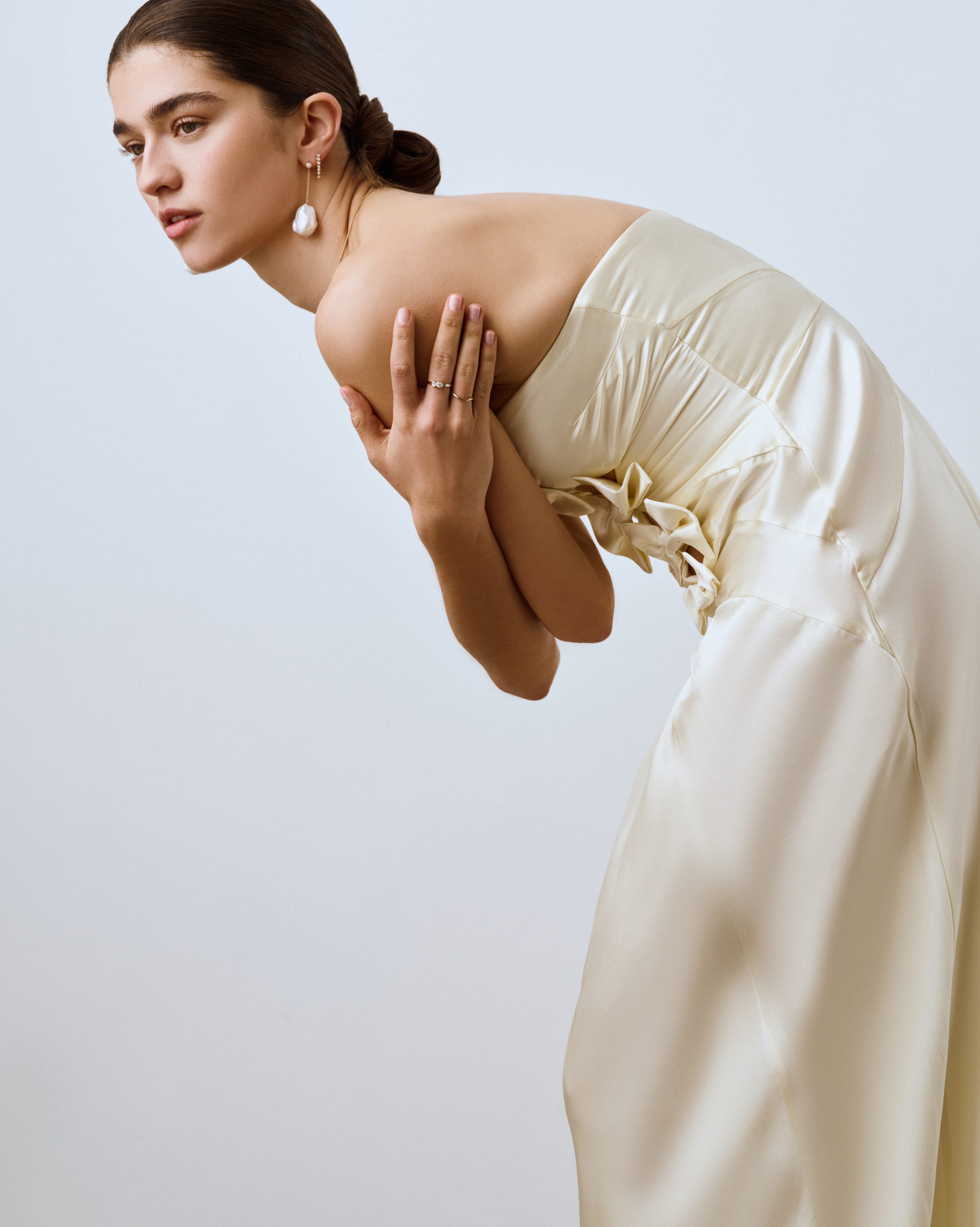 Este Earrings