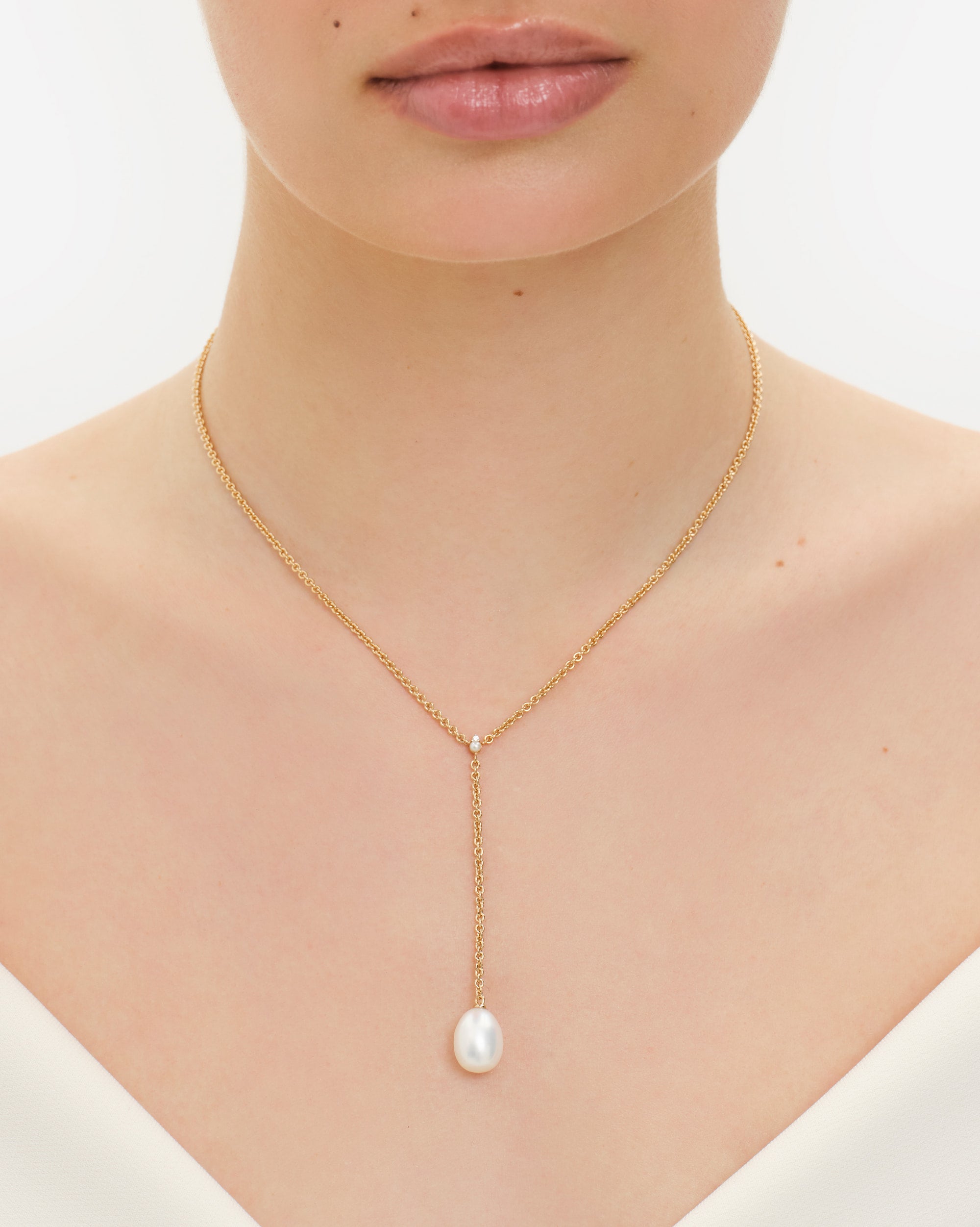 Monda Necklace