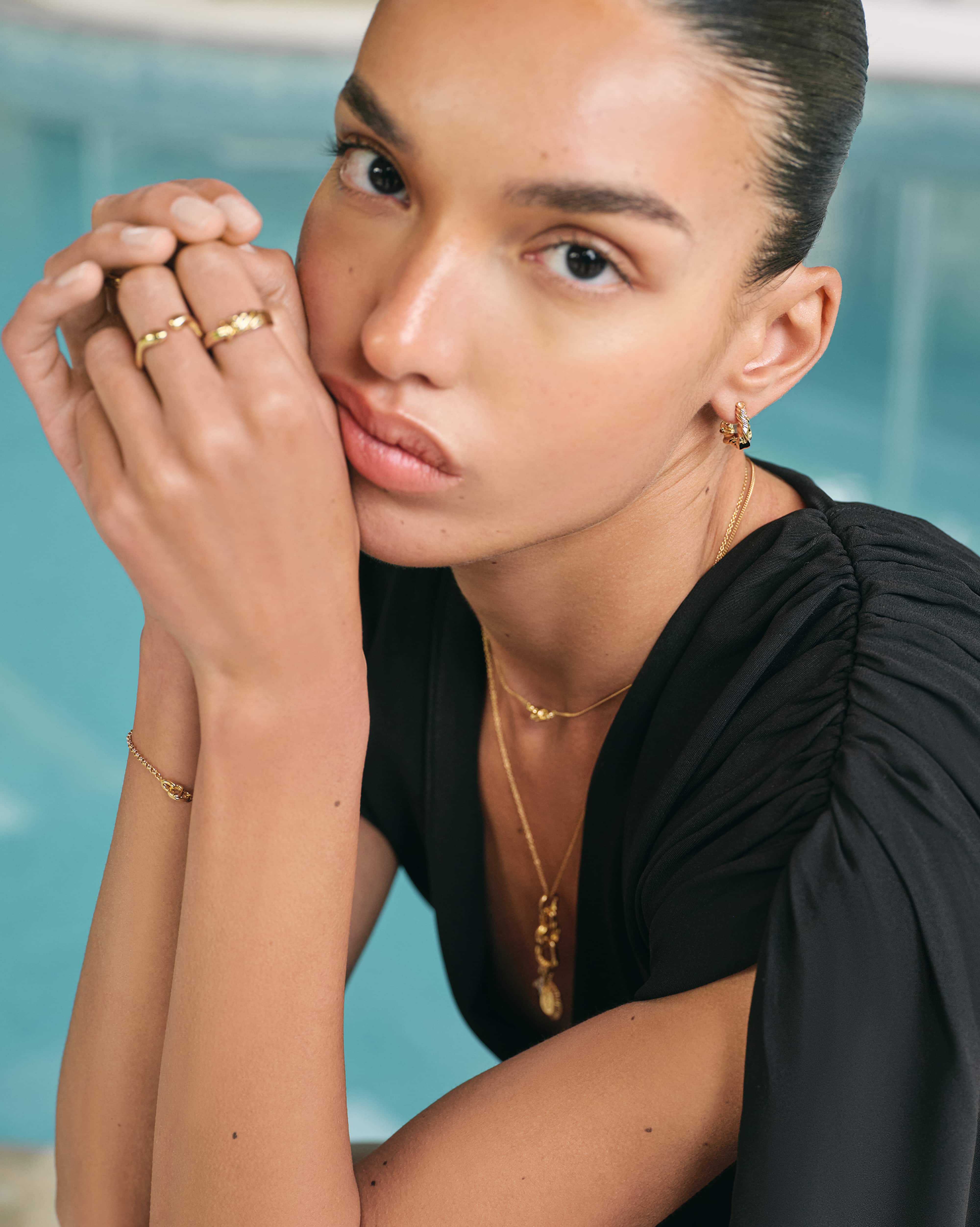 Trialo Small Hoops