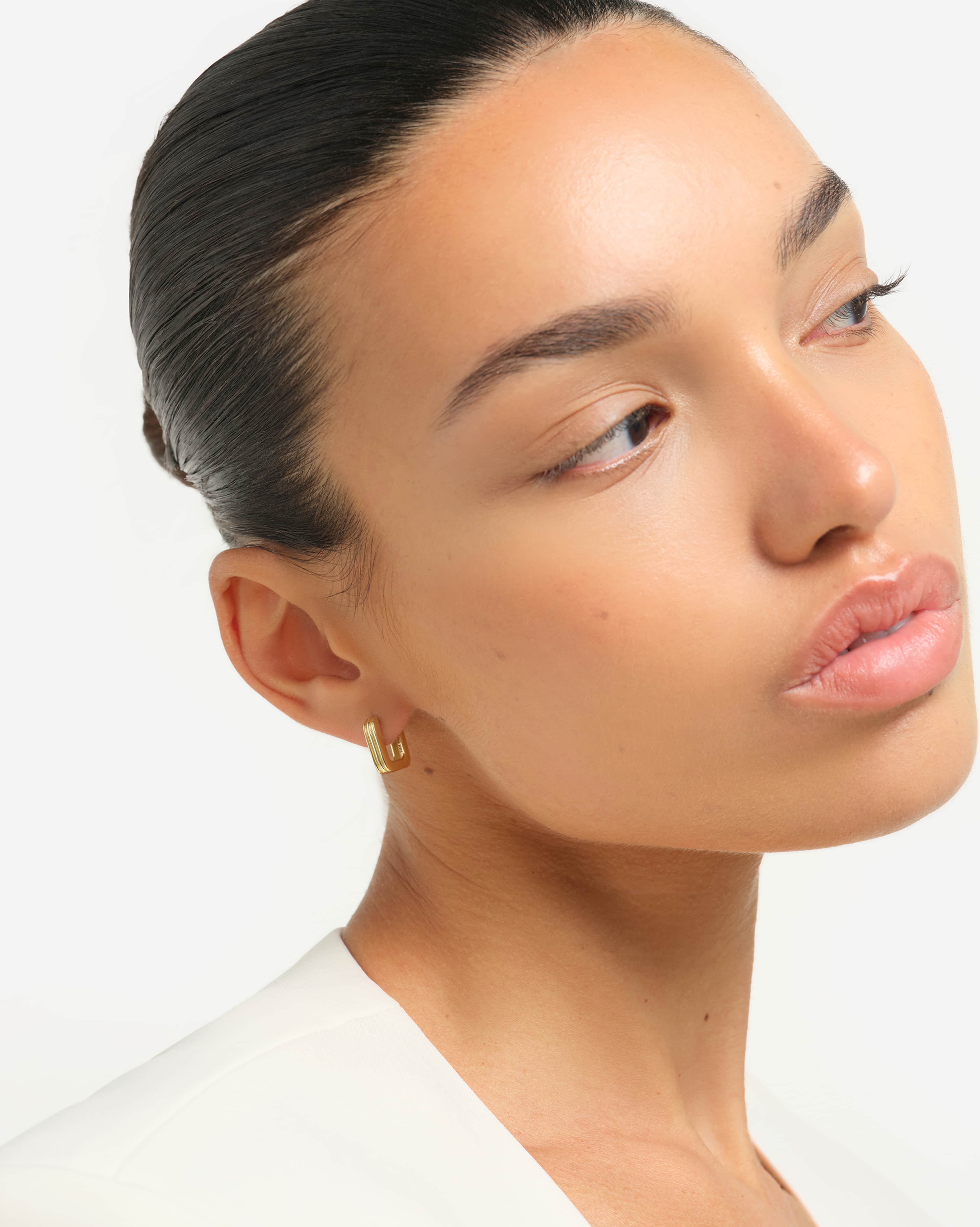 Venosa Small Hoops