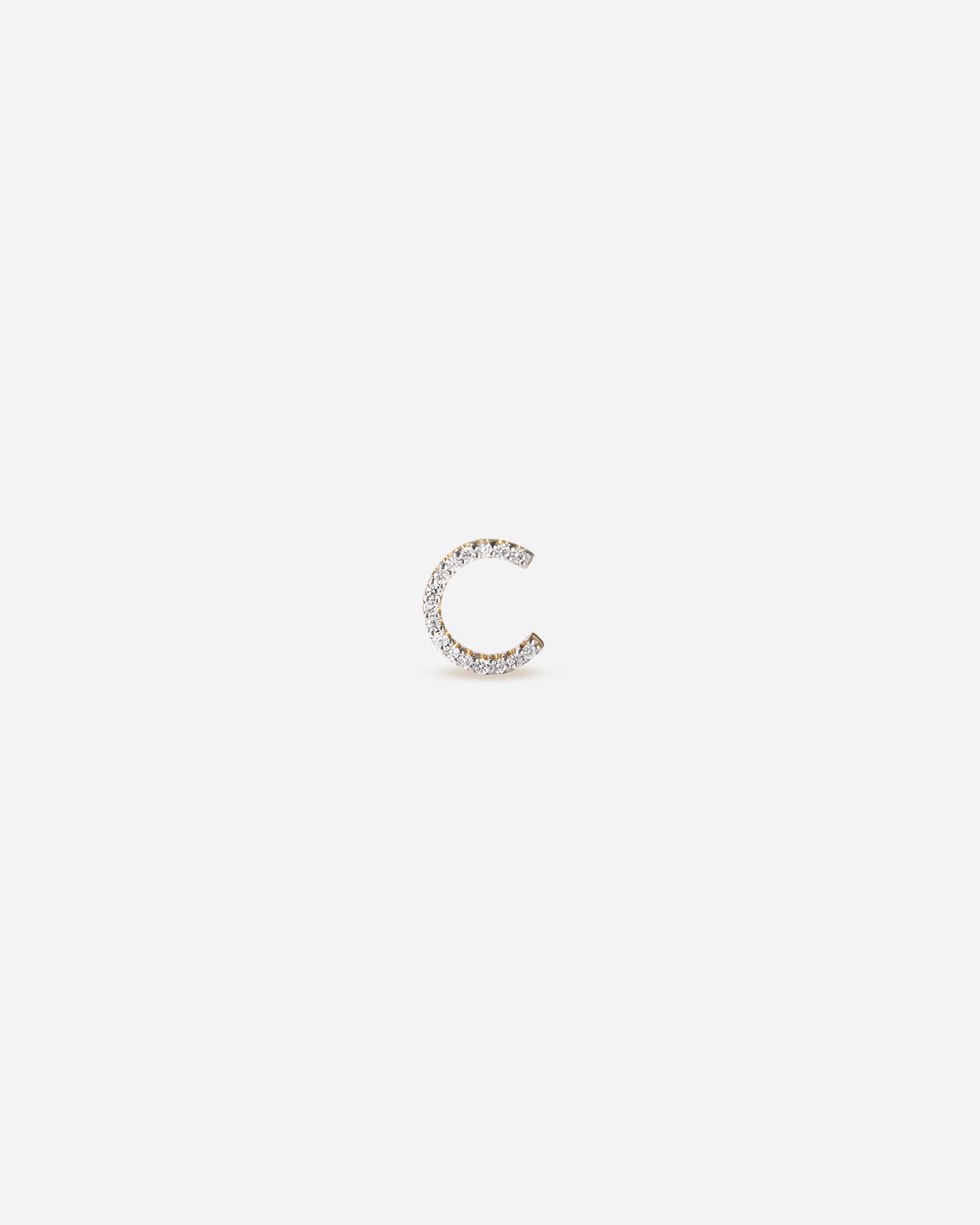 BRUNA The Label Earrings C / 14k Massivgold / Laborgezüchtete Diamanten Lab-Grown Diamond Letter Stud