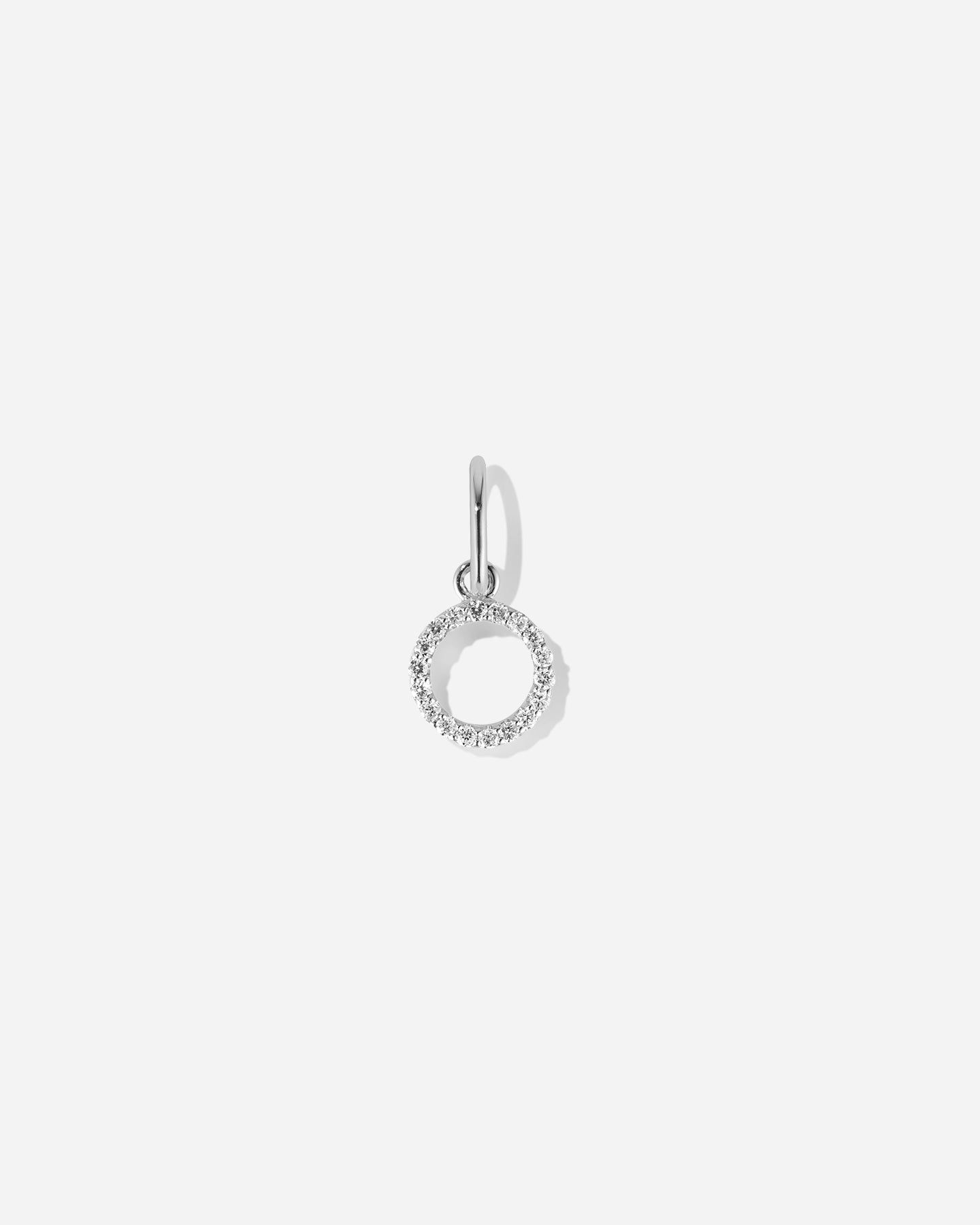 BRUNA The Label Charm O / 14k Weißgold / Laborgezüchtete Diamanten Lab-Grown Diamond Letter Charm